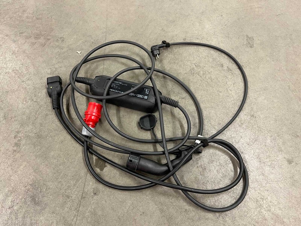 Audi e-tron 55 Quattro Advanced 95 kWh 360PS 2019 (Original-NL + 1. Besitz), G-644-ST