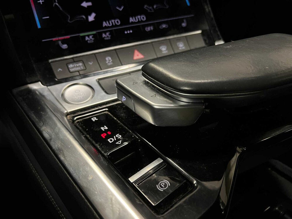 Audi e-tron 55 Quattro Advanced 95 kWh 360PS 2019 (Original-NL + 1. Besitz), G-644-ST