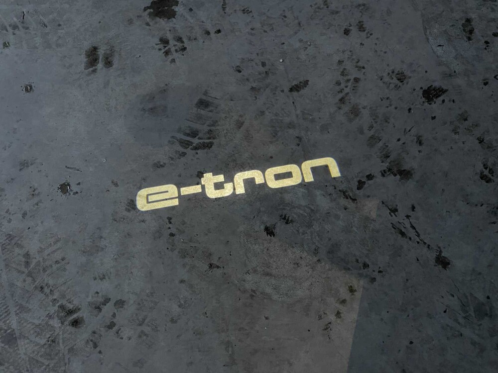 Audi e-tron 55 Quattro Advanced Pro Line Plus 95 kWh 408pk 2019, J-468-ZP