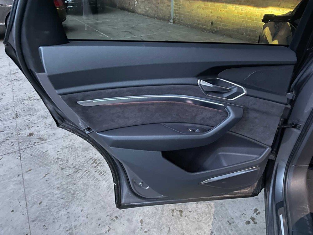 Audi e-tron 55 Quattro Advanced Pro Line Plus 95 kWh 408pk 2019, J-468-ZP