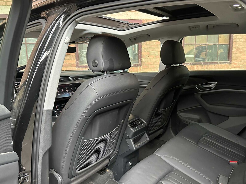 Audi e-tron 50 Quattro Launch Edition Plus 71 kWh 313pk 2019, G-907-XP