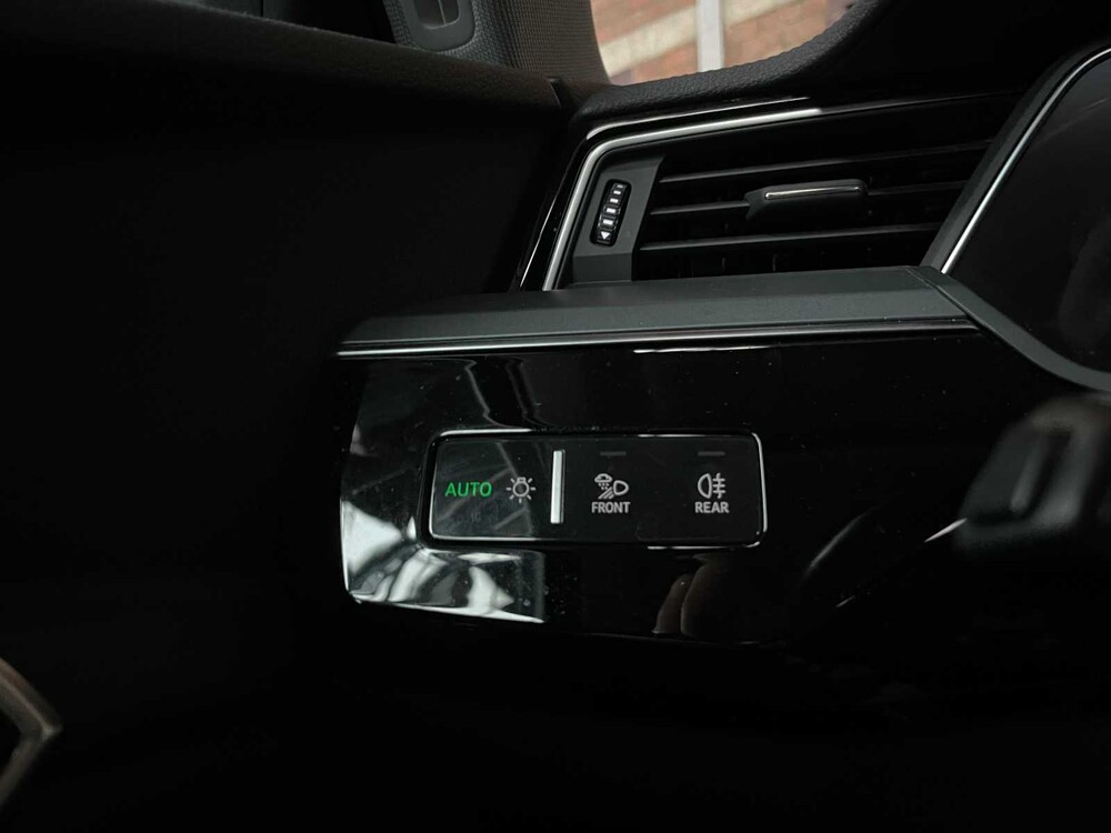 Audi e-tron 50 Quattro Launch Edition Plus 71 kWh 313PS 2019, H-662-BH