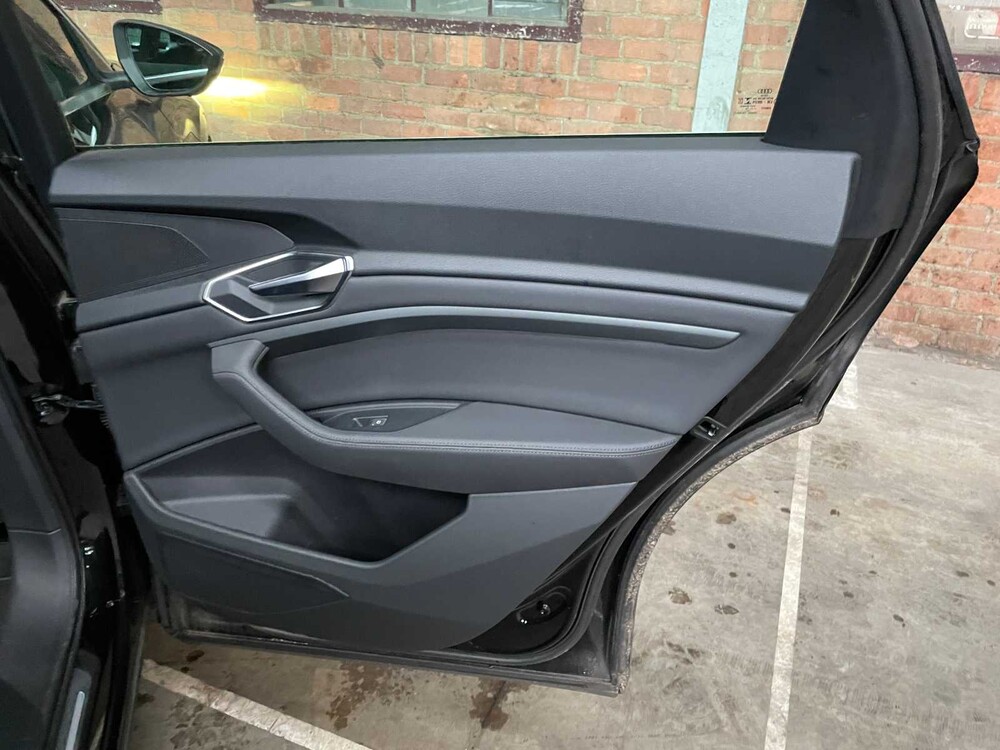 Audi e-tron 50 Quattro Launch Edition Plus 71 kWh 313PS 2019, H-662-BH