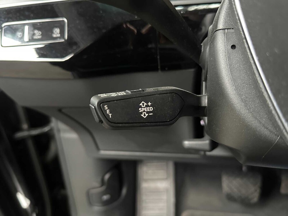 Audi e-tron 50 Quattro Launch Ldition 71 kWh 313pk 2019, H-753-BH