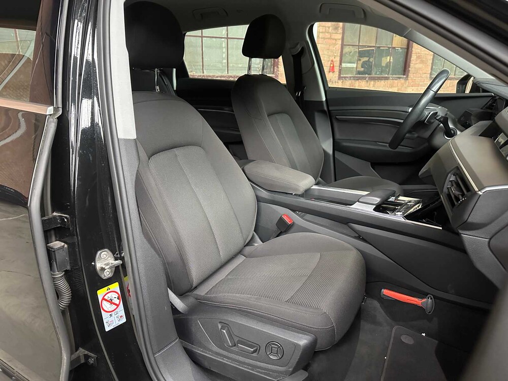 Audi e-tron 50 Quattro Launch Ldition 71 kWh 313pk 2019, H-753-BH