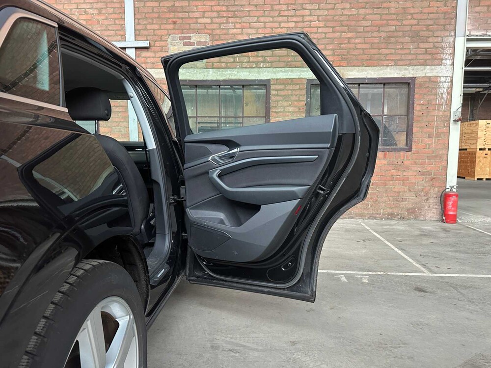 Audi e-tron 50 Quattro Launch Ldition 71 kWh 313pk 2019, H-753-BH