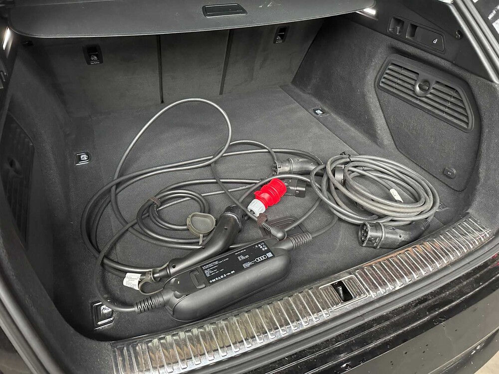 Audi e-tron 50 Quattro Launch Ldition 71 kWh 313pk 2019, H-753-BH