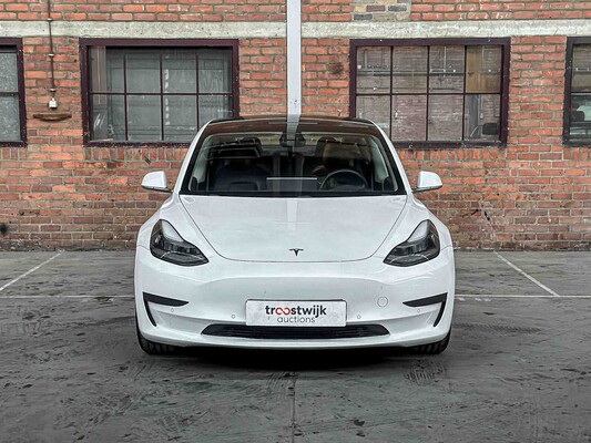 Tesla Model 3 Standard RWD Plus 60 kWh 238hp 2019, G-063-PJ