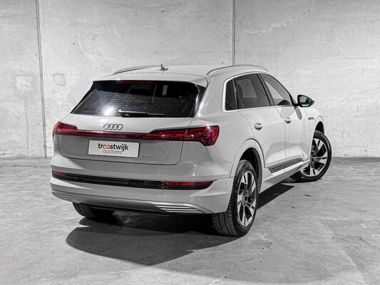 Audi e-tron 50 Quattro Business Edition 71 kWh 313hp 2020, J-746-HG