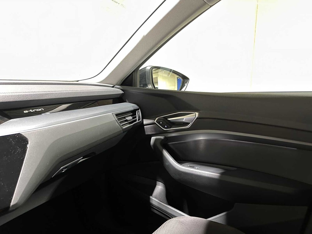 Audi e-tron 50 Quattro Business Edition 71 kWh 313hp 2020, K-643-KB