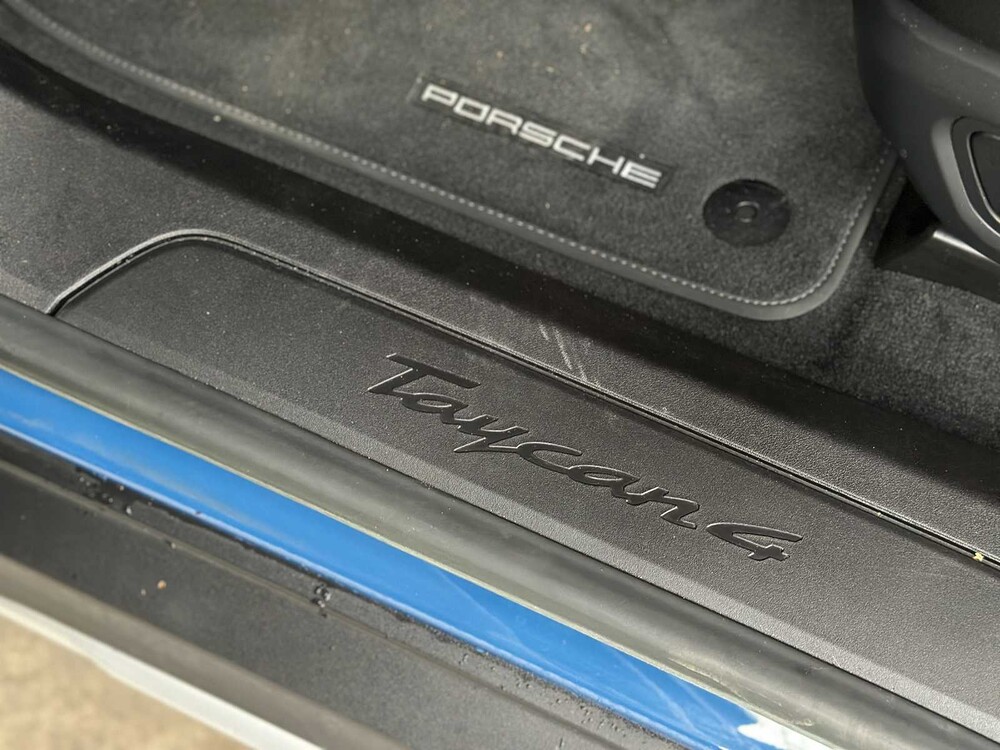 Porsche Taycan Cross Turismo 4 93 kWh 381PS 2022, R-651-PT