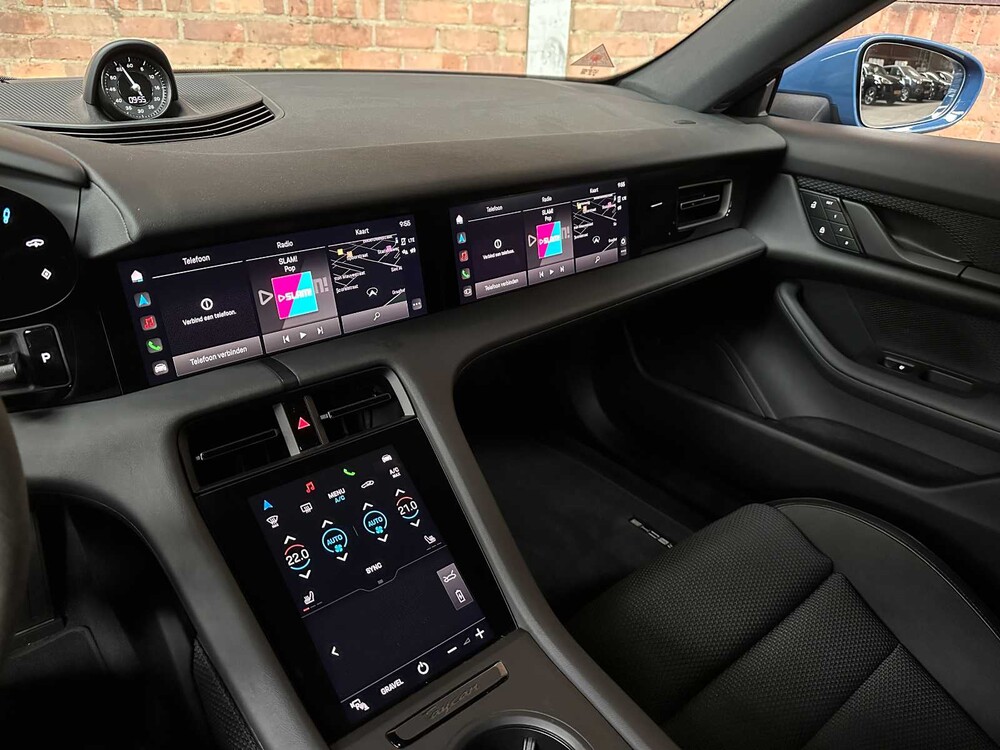 Porsche Taycan Cross Turismo 4 93 kWh 381PS 2022, R-651-PT