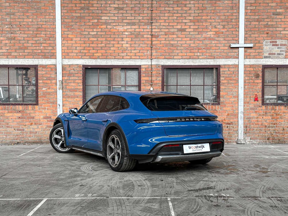Porsche Taycan Cross Turismo 4 93 kWh 381PS 2022, R-651-PT