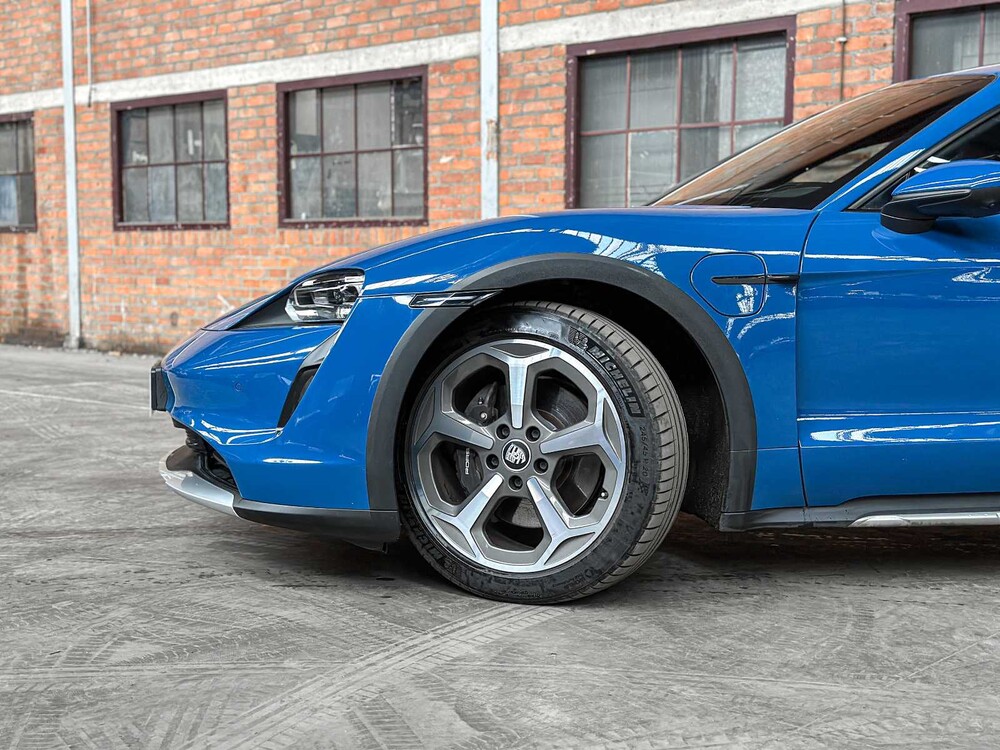 Porsche Taycan Cross Turismo 4 93 kWh 381PS 2022, R-651-PT