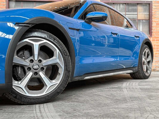 Porsche Taycan Cross Turismo 4 93 kWh 381hp 2022, R-651-PT