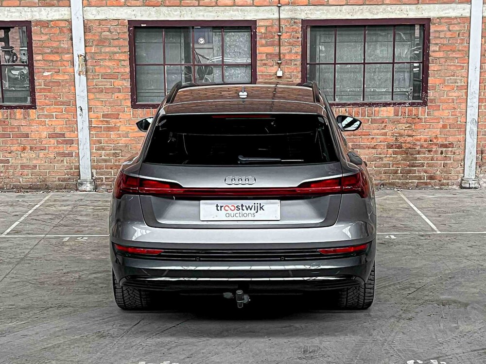 Audi e-tron 55 Quattro Business Edition 95 kWh 408PS 2021, L-308-ZT