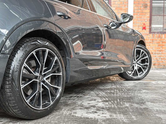 Audi e-tron 50 Quattro Launch Edition 71 kWh 313hp 2019, H-592-BL