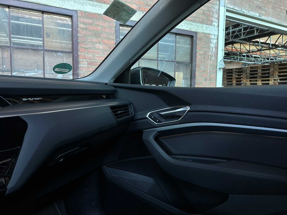 Audi e-tron 50 Quattro Launch Edition Plus 71 kWh 313PS 2019 (Original-NL), H-889-DB