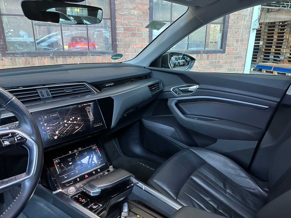 Audi e-tron 50 Quattro Launch Edition Plus 71 kWh 313PS 2019 (Original-NL), H-889-DB