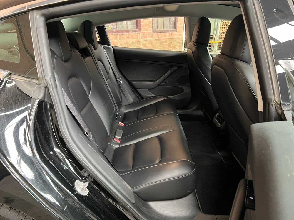 Tesla Model 3 Long Range RWD 75kWh 287hp 2019, ZG-939-S