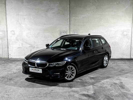 BMW 318i Touring Business Edition 156PS 2022 3er, N-938-VX