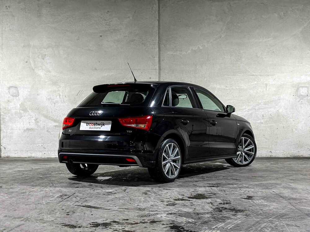Audi A1 Sportback 1.6 TDI Admired S-Line 90pk 2014, 6-XRH-06