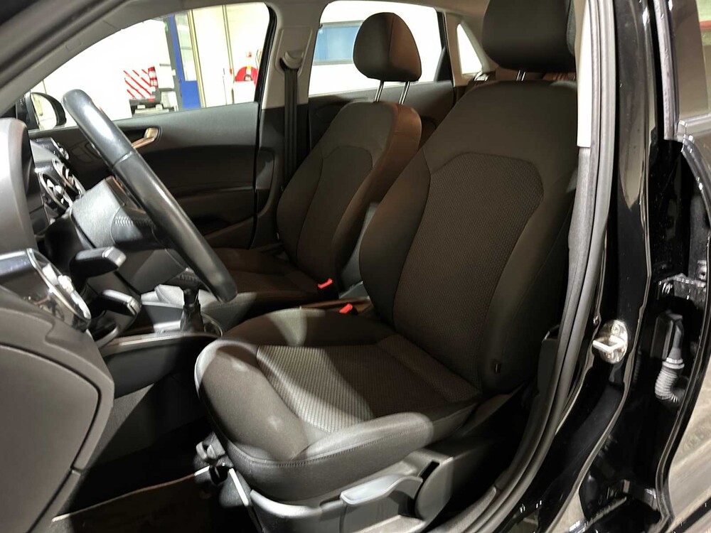 Audi A1 Sportback 1.6 TDI Admired S-Line 90pk 2014, 6-XRH-06