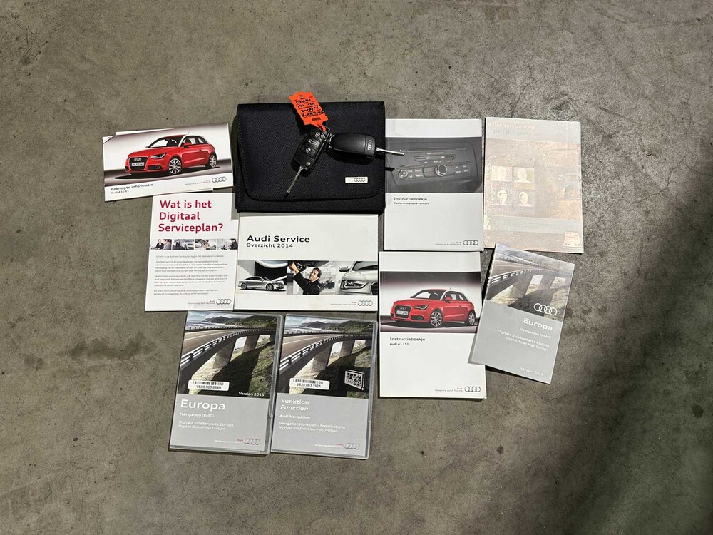 Audi A1 Sportback 1.6 TDI Admired S-Line 90pk 2014, 6-XRH-06