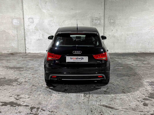 Audi A1 Sportback 1.6 TDI Admired S-Line 90PS 2014, 6-XRH-06