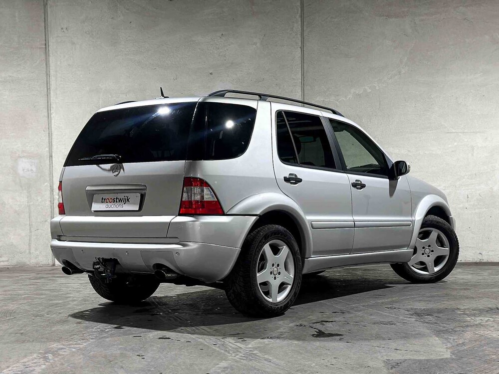 Mercedes-Benz ML55 AMG 5.5 V8 (BTW) 347pk 2003 M-klasse, NL-Kenteken Youngtimer