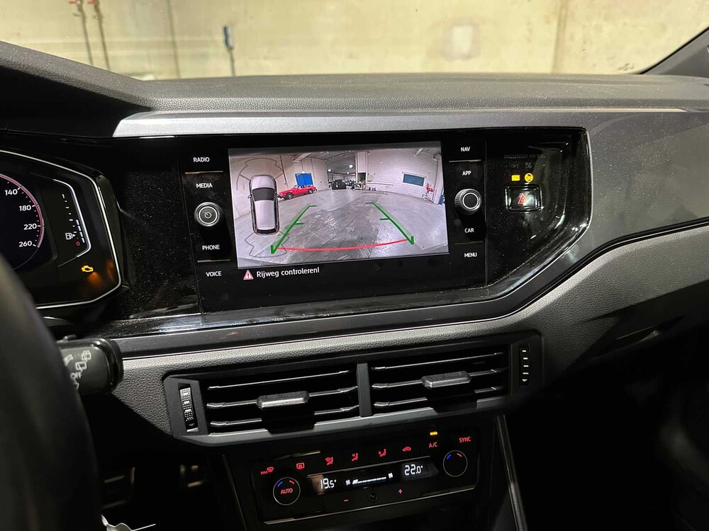 Volkswagen Polo R-Line 1.5 TSI Highline Business R 150pk 2020, G-905-XR