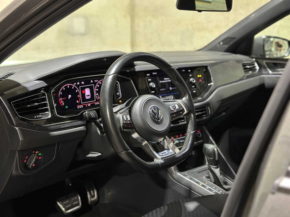 Volkswagen Polo R-Line 1.5 TSI Highline Business R 150pk 2020, G-905-XR