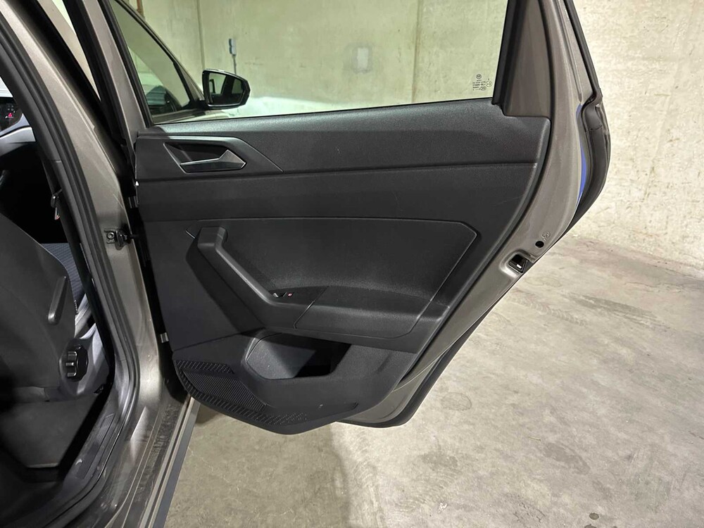 Volkswagen Polo R-Line 1.5 TSI Highline Business R 150pk 2020, G-905-XR