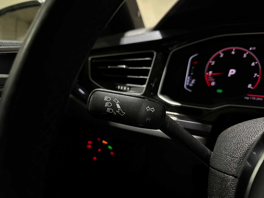 Volkswagen Polo R-Line 1.5 TSI Highline Business R 150pk 2020, G-905-XR