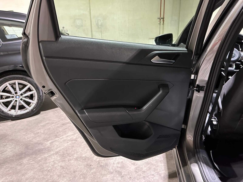 Volkswagen Polo R-Line 1.5 TSI Highline Business R 150pk 2020, G-905-XR