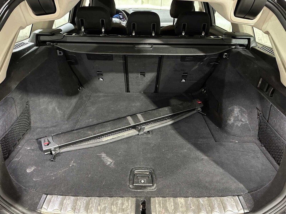 BMW 318i Touring Business Edition 156pk 2022 3-serie, N-938-VX