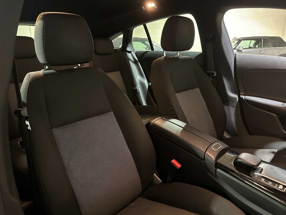 Mercedes-Benz CLA200 d Advantage CLA-klasse Shooting Brake 150pk 2021 (Origineel-NL), K-136-HK