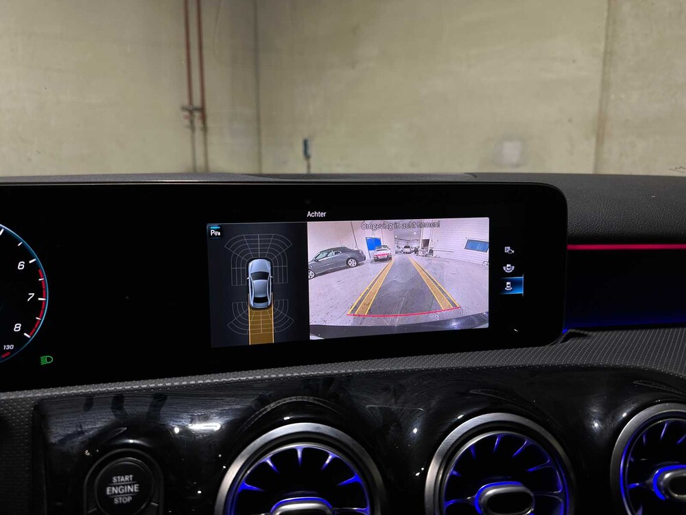 Mercedes-Benz A180 Limousine Premium Plus 136pk 2020, R-276-VV