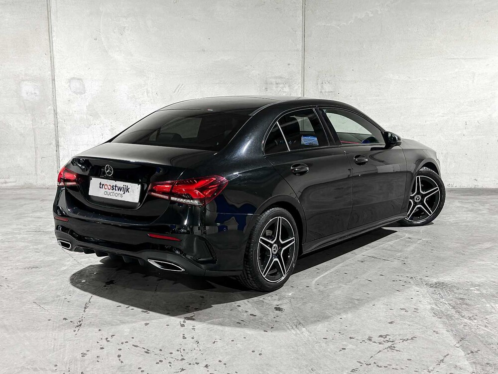 Mercedes-Benz A180 Limousine Premium Plus 136pk 2020, R-276-VV