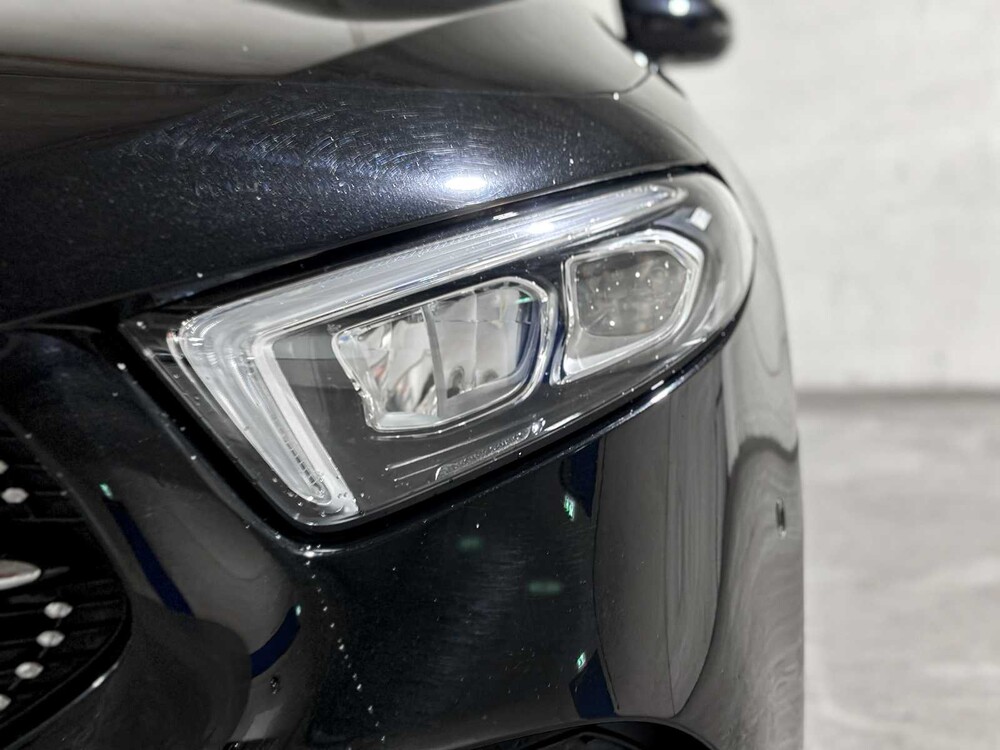 Mercedes-Benz A180 Limousine Premium Plus 136pk 2020, R-276-VV