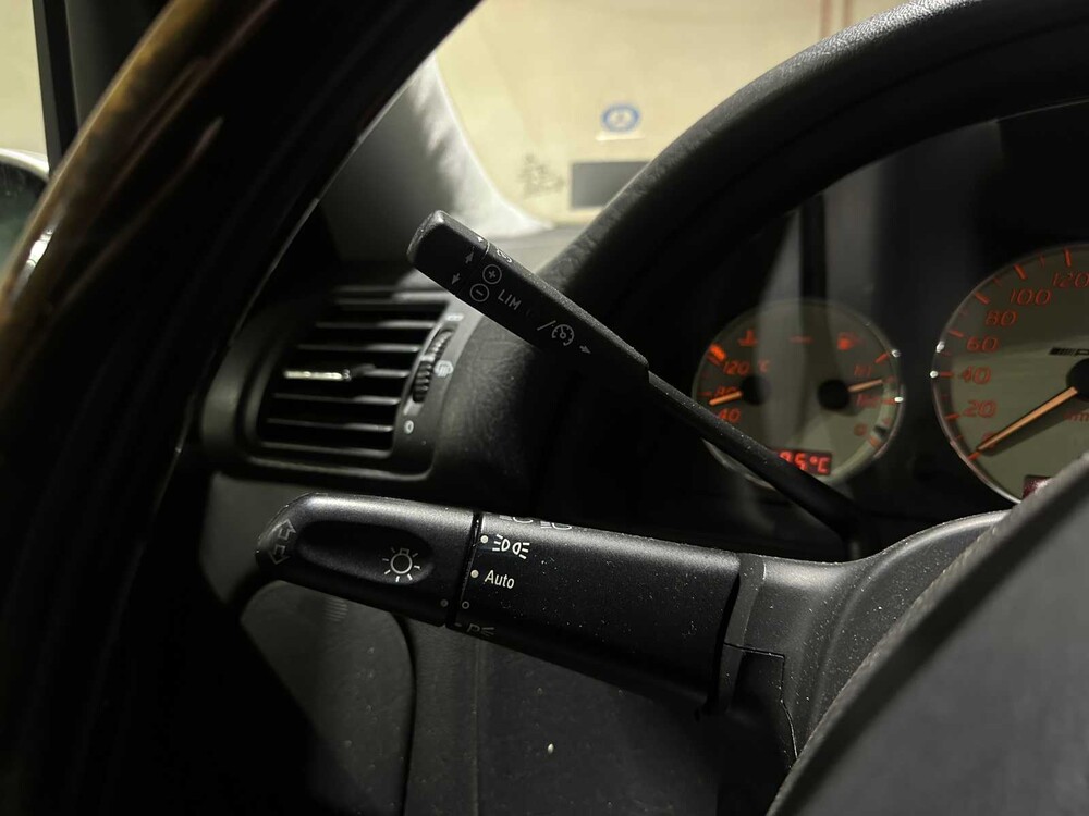 Mercedes-Benz ML55 AMG 5.5 V8 (BTW) 347pk 2003 M-klasse, NL-Kenteken Youngtimer