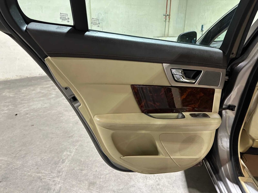 Jaguar XF 2.7D V6 Luxury 207pk 2008, 69-HXG-3 Youngtimer