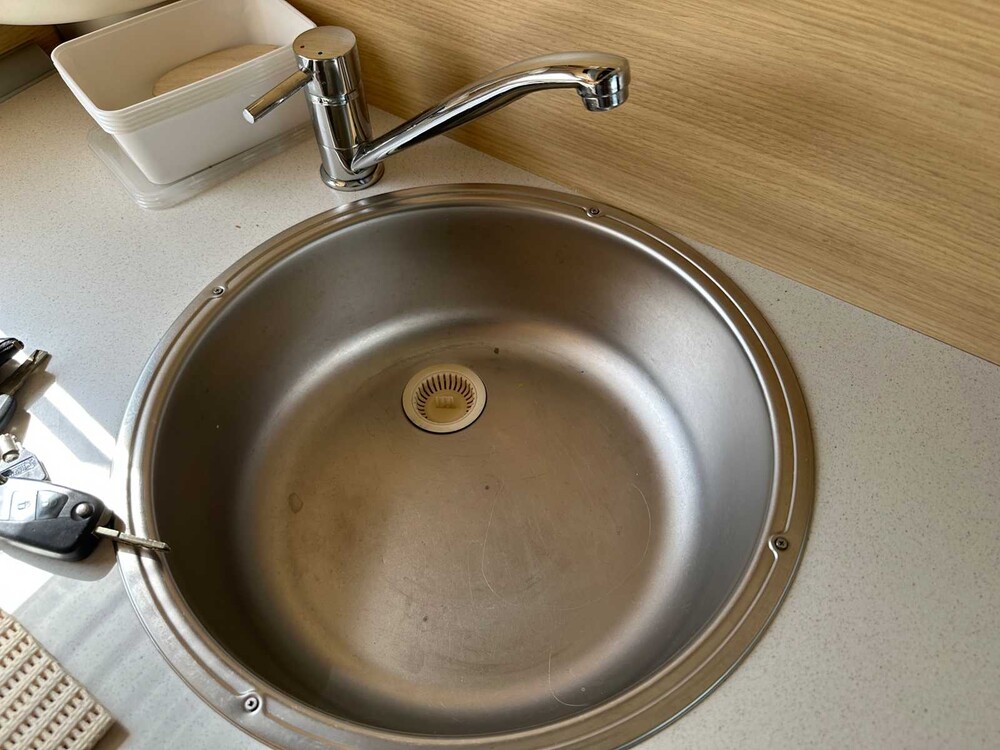 Trigano GRANDUCA 225P 2009 Camper, JB-498-Z