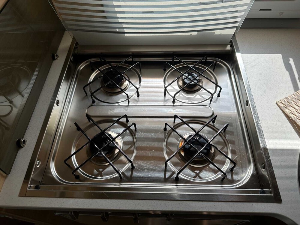 Trigano GRANDUCA 225P 2009 Camper, JB-498-Z