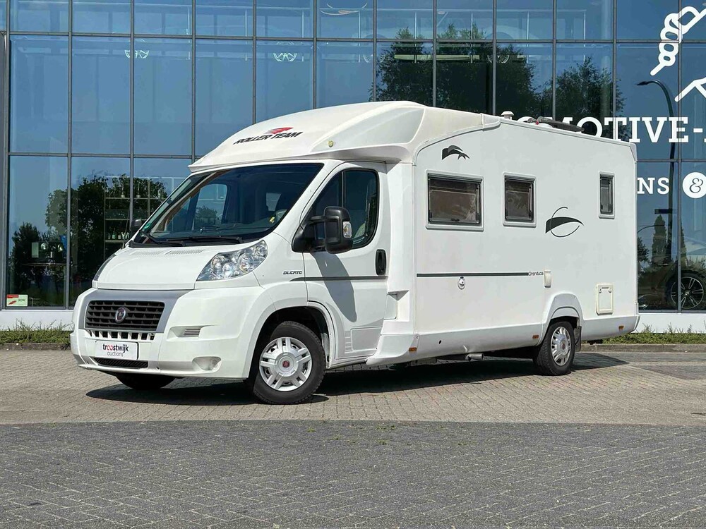 Trigano GRANDUCA 225P 2009 Camper, JB-498-Z