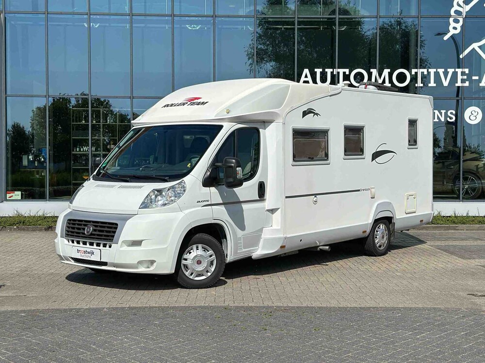 Trigano GRANDUCA 225P 2009 Camper, JB-498-Z