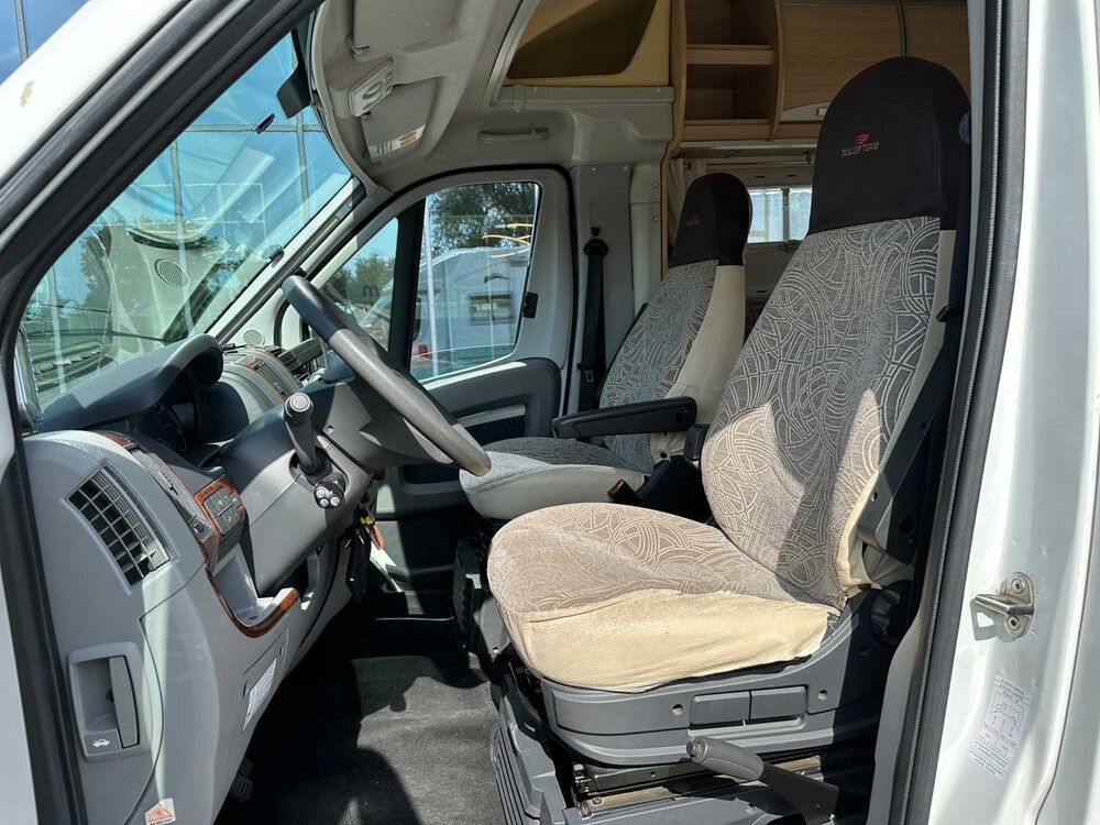 Trigano GRANDUCA 225P 2009 Camper, JB-498-Z