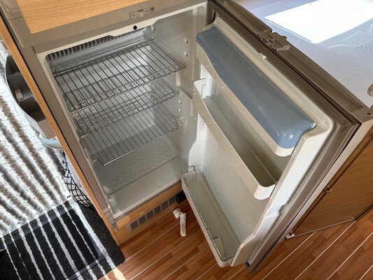 Trigano GRANDUCA 225P 2009 Camper, JB-498-Z
