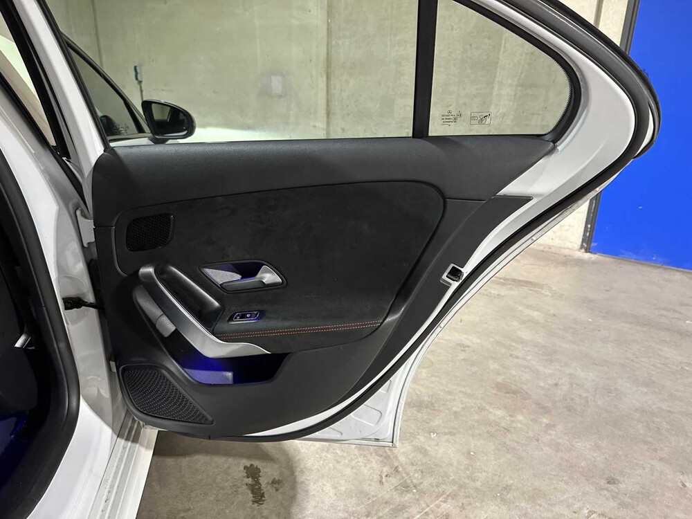 Mercedes-Benz A200 AMG Business Solution 163pk 2020 A-klasse, J-776-SG