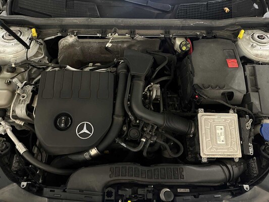 Mercedes-Benz A200 AMG Business Solution 163pk 2020 A-klasse, J-776-SG